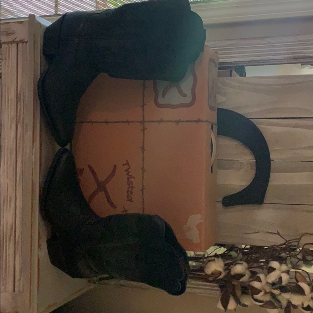 Women’s Twisted X boots size 8 1/2